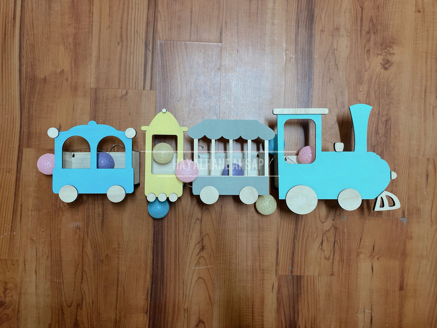 Tren Kitaplık / Ahşap Tren Kitaplık Raf