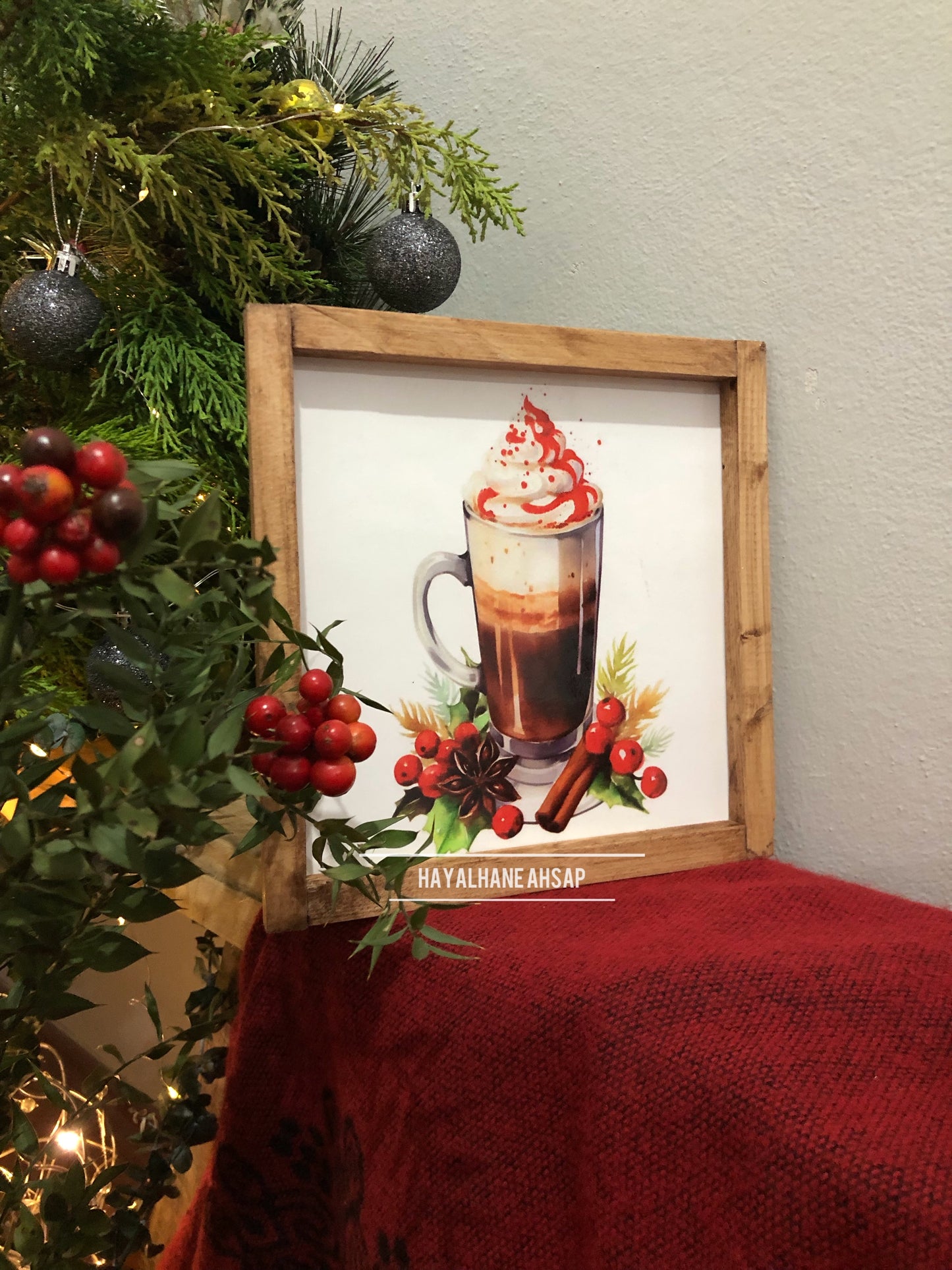 Kırmızı Fincanlı Tablo