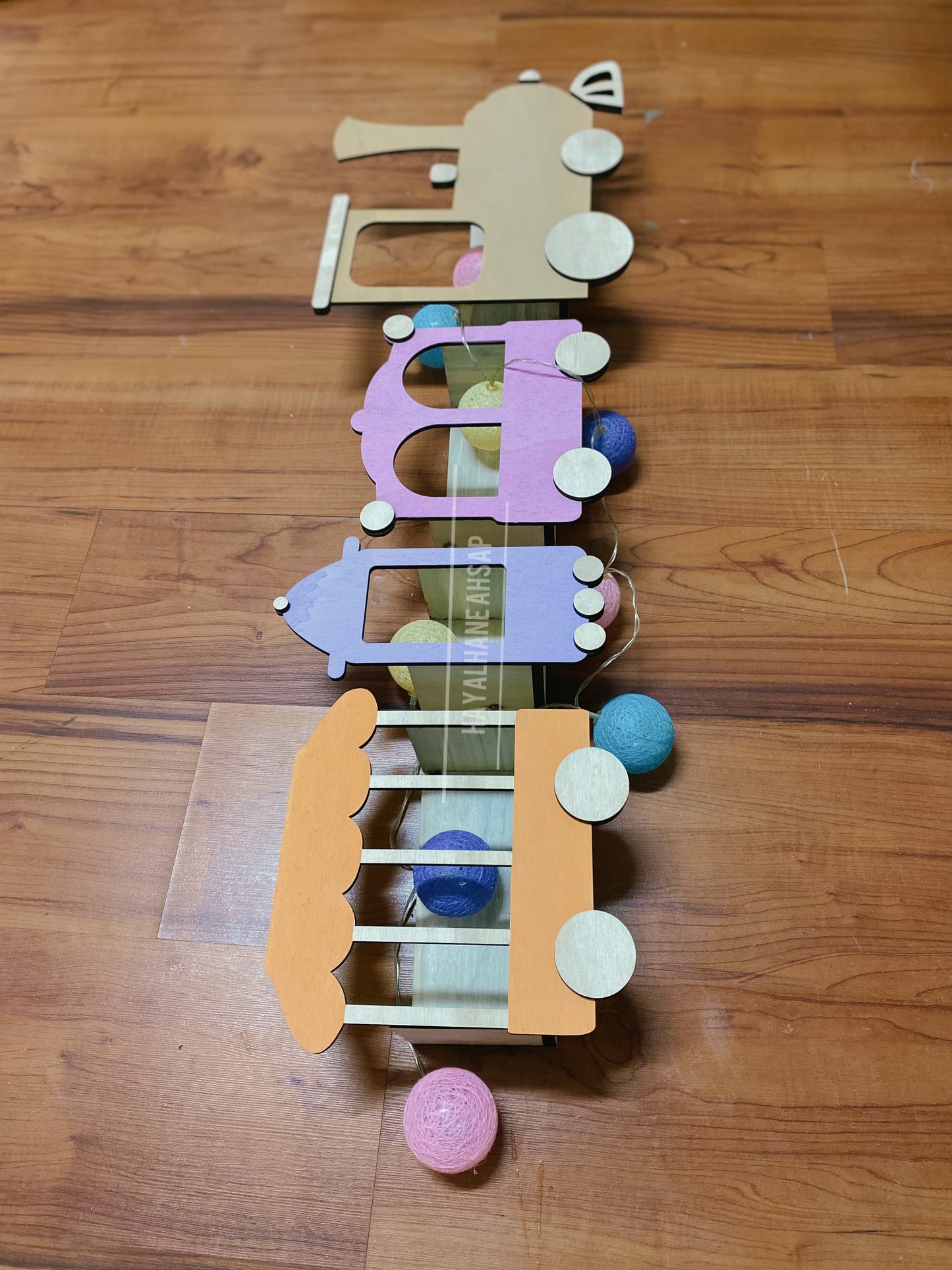 Tren Kitaplık / Ahşap Tren Kitaplık Raf