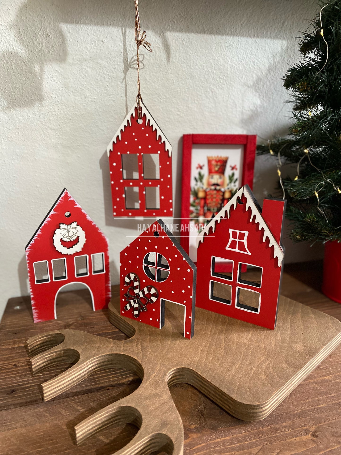 Dekoratif Kırmızı Ev Obje Seti