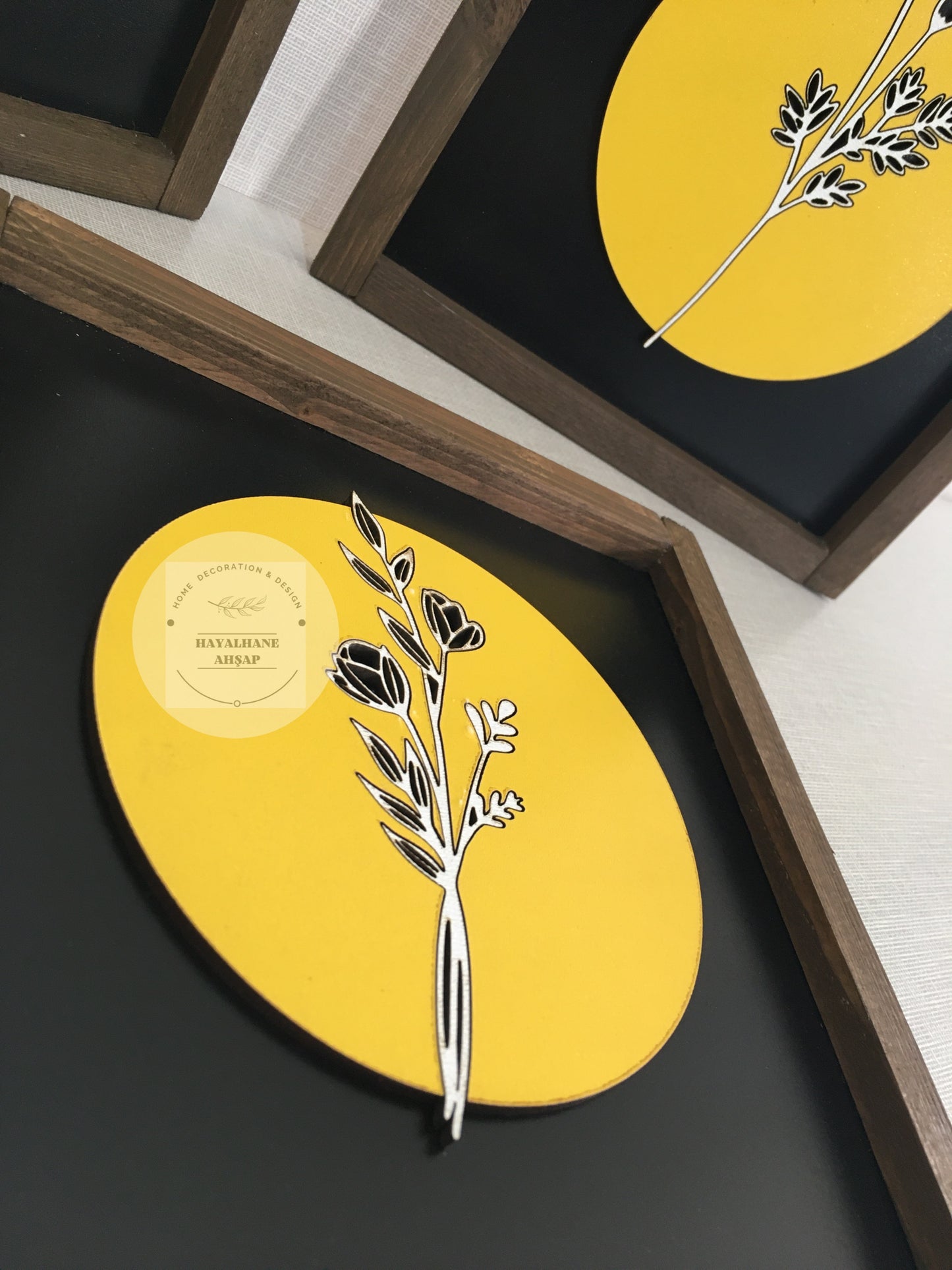 Набор солнечных столов