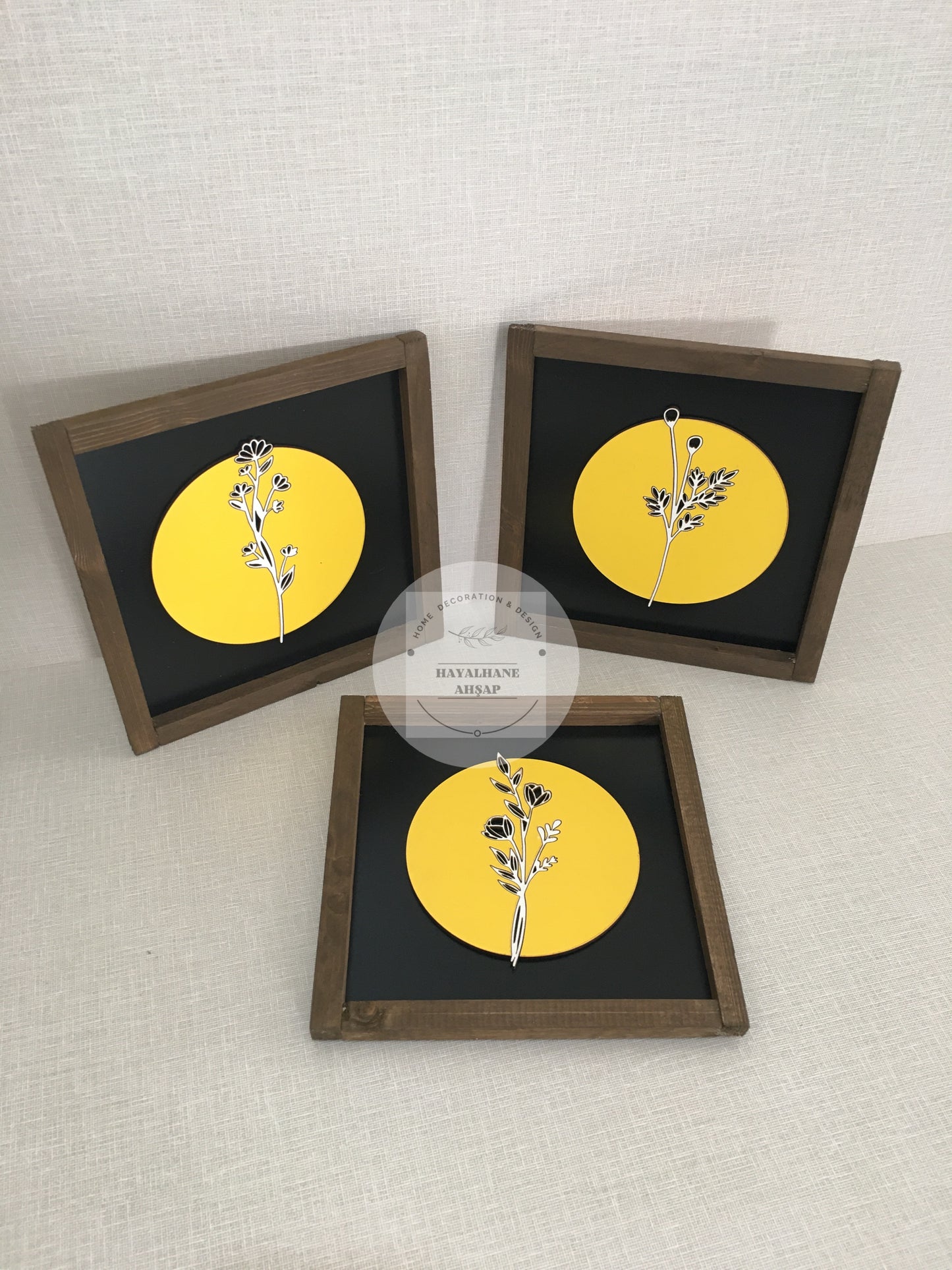 Набор солнечных столов